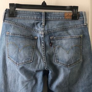 Levi Demi Curve Classic Boot Cut Jean